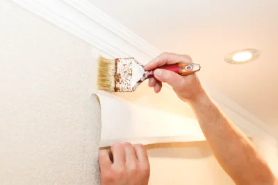 Pose de papier peint à Nogaret — revêtements muraux et toiles de verre
